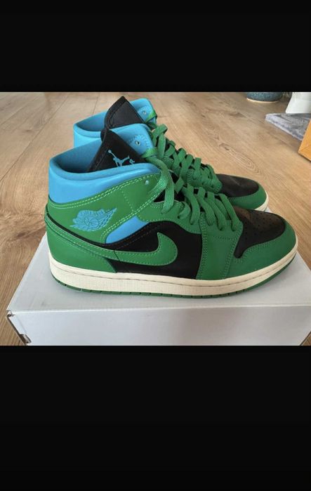 Wmns air Jordan 1 mid Lucky green-aquatone