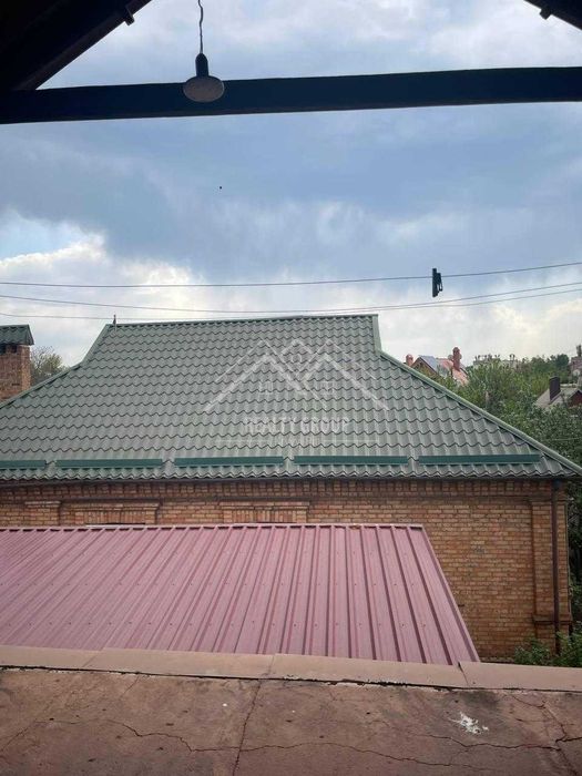 Продаж великого і чудового будинку у ЦМ районі (Pit-Stop)