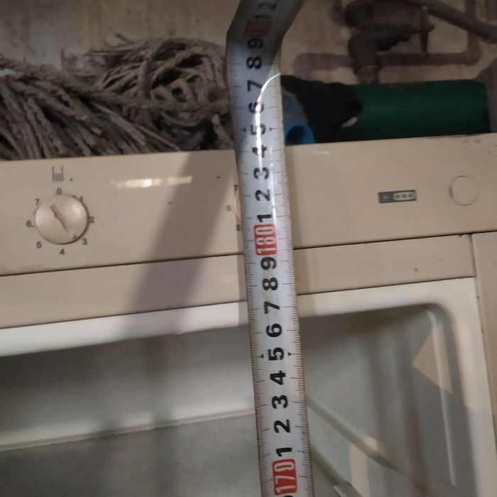 Продам холодильник фірми VESTFROST. Ціна 1800.
