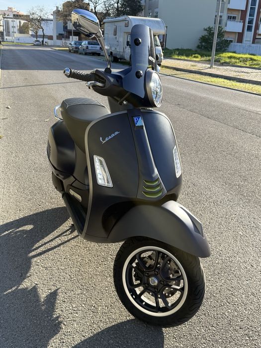 Vespa GTS 300 Supertech 2023