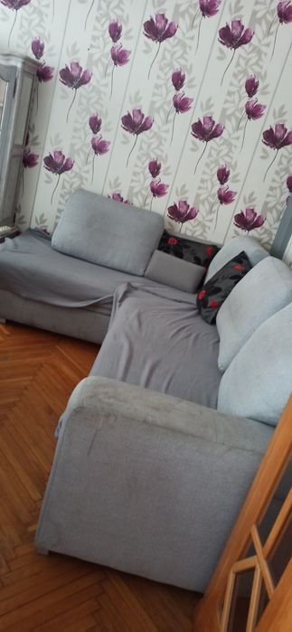 Narożnik szary  i pufa