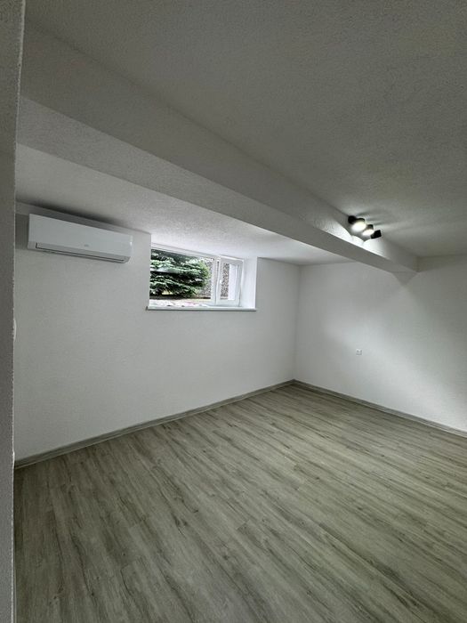 Продам комерційне приміщення