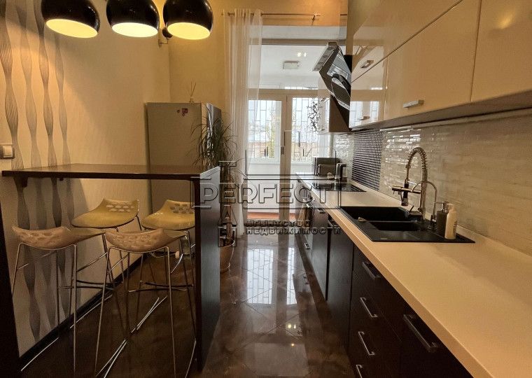 3-к.кв., Велика Васильківська 25 / Большая Васильковская 25