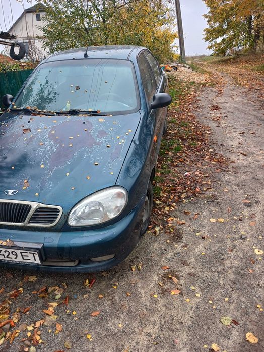 Автомобіль Ланос