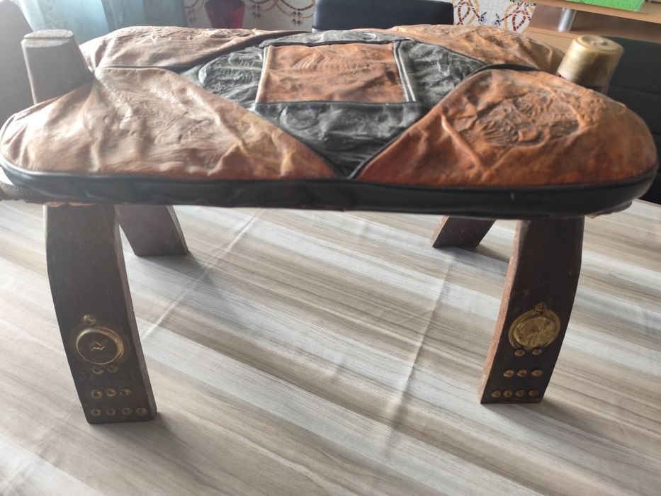 Banqueta em couro