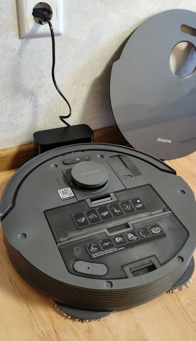 Робот пилосос Dreame l10s pro