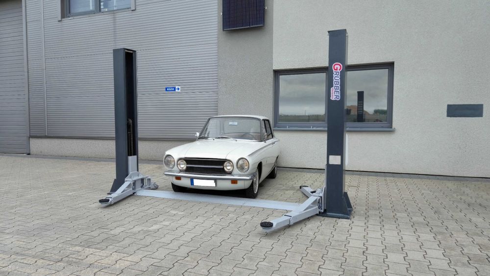 Podnośnik samochodowy dwukolumnowy GRUBBER 2.35 CLEVER 3,5 tony