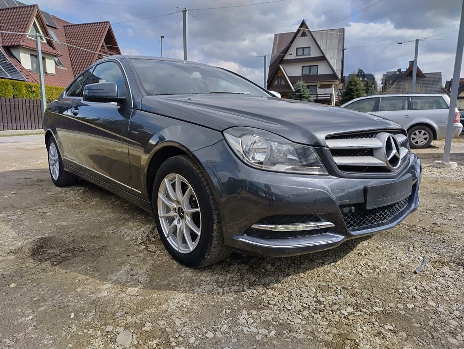 Mercedes-Bens 180 C W204 Coupe 1.6 156PS 89000 km Bezwypadkwy