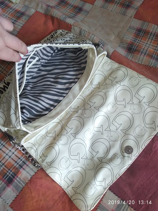 Продам сумку-клач