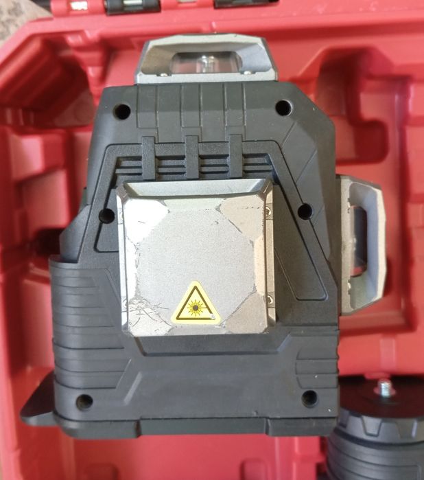 Laser a bateria 360 Parkside Performance 20V 16 linhas