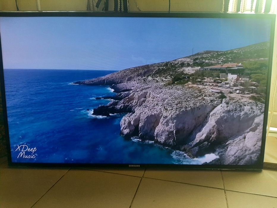 Телевізор samsung 46 дюймів led smart
