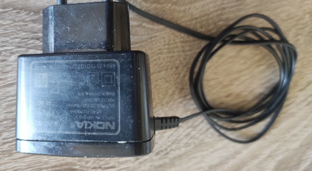 Зарядні пристрої для Nokia, тонкий роз'єм. Мережевий та автомобільний