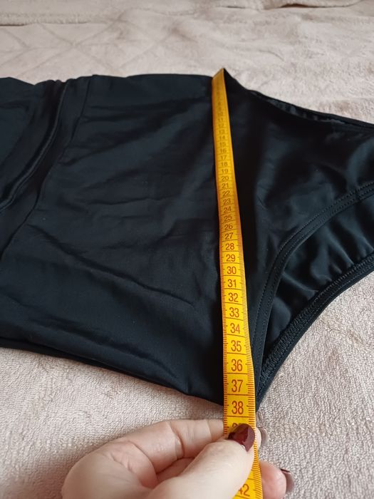 Купальник суцільний новий