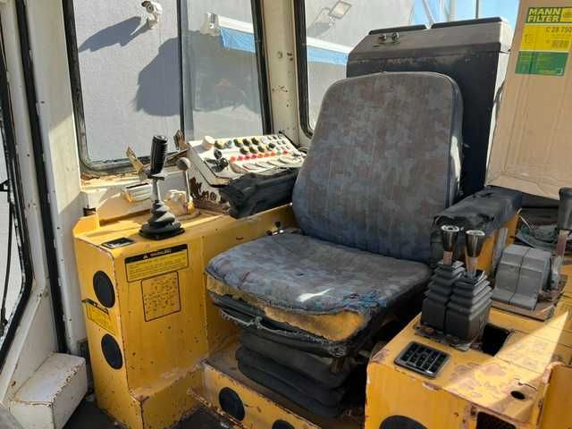 buldozer liebherr pr722