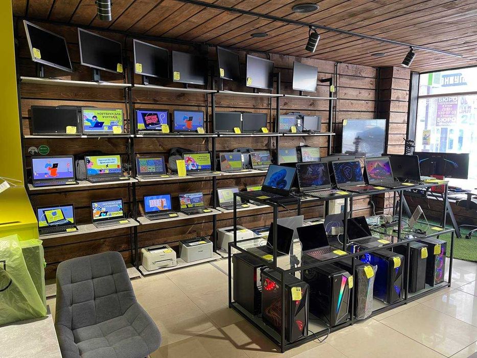 Продажа бу мониторов/магазин Харьков/широкий асортимент/Гаран. 2 года