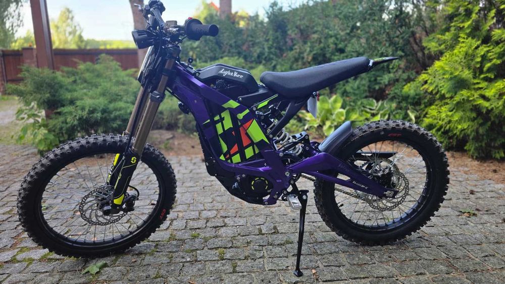 Surron Light Bee 72V 10kW (Rocznik 2026) – Nowy Model, wheelie controller!