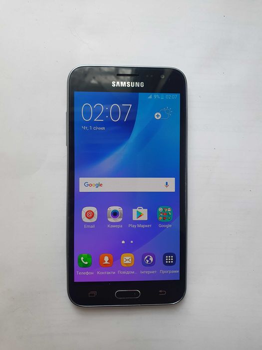 Смартфон Samsung SM-J320H Galaxy J3 DS