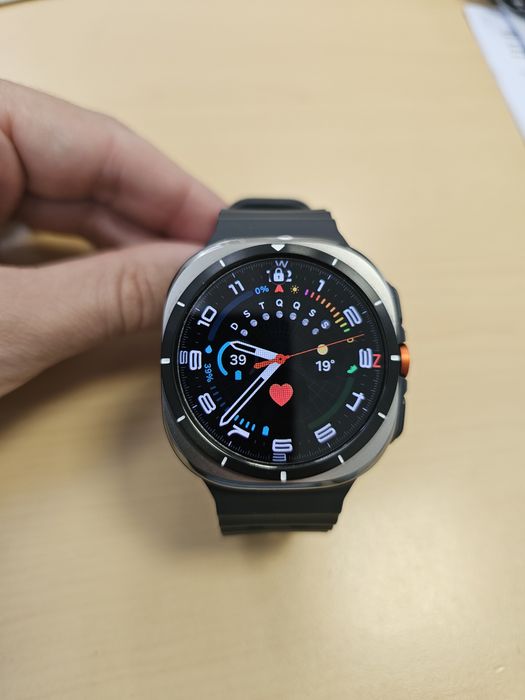 SAMSUNG Galaxy Watch Ultra 2025 (47mm - Prateado Titânio)