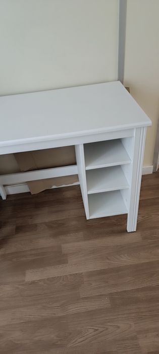 Vendo secretária IKEA como nova