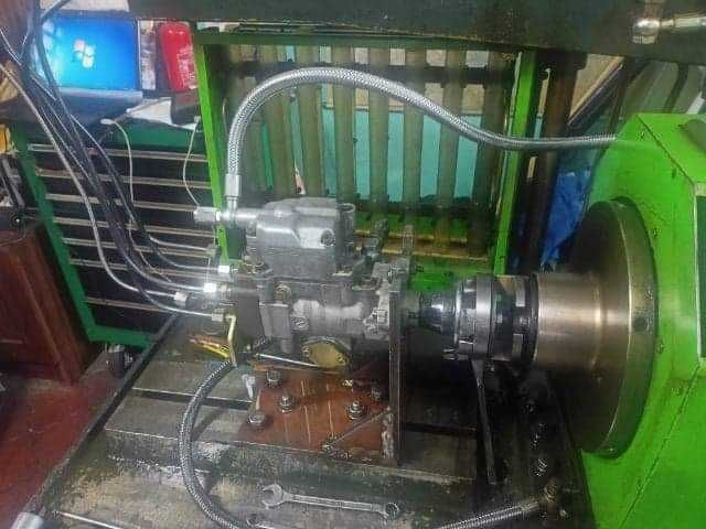 Pompa wtryskowa C385 C360 C330 3P Perkins Ursus Bizon SW400 Rozrusznik