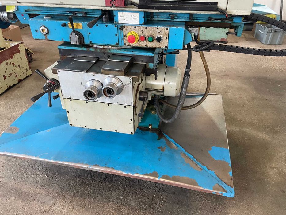 Fresadora Universal FU251