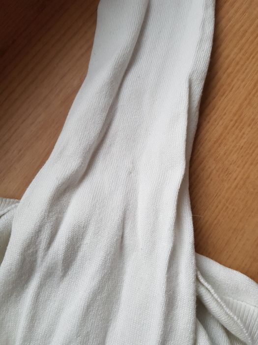 Sweter guess S kremowy biały z dżetami odkryte plecy dzianowy