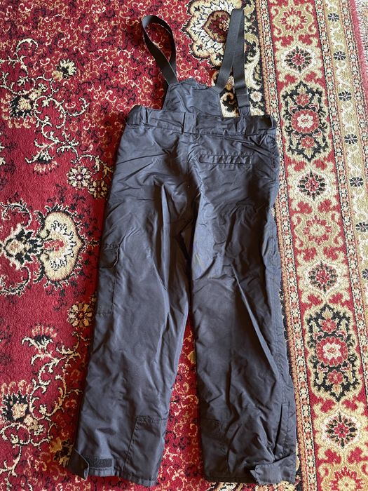 Продам теплые штаны- комбинезон