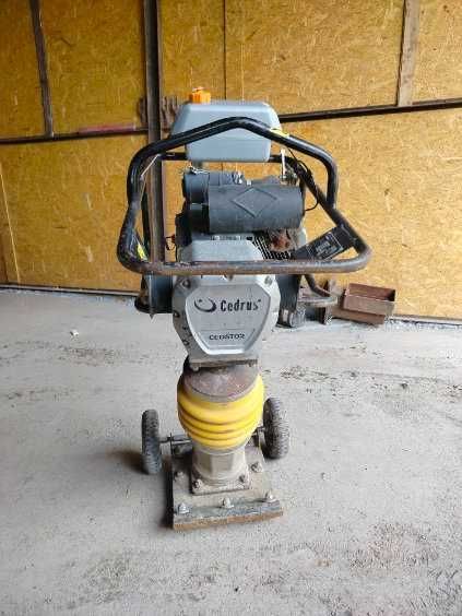 Skoczek zagęszczarka