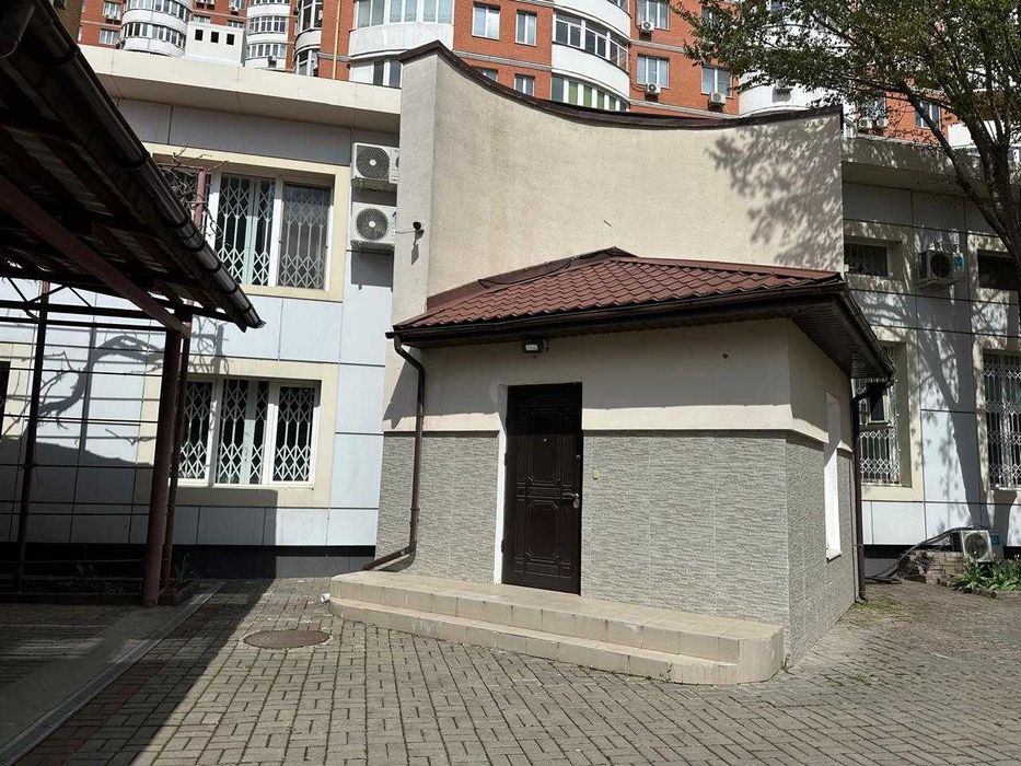 Commercial real estate at st. Kulikovo pole pl Oktyabrskoy revolyutsii pl (area 1429 m²) - Atlanta.ua - photo 2