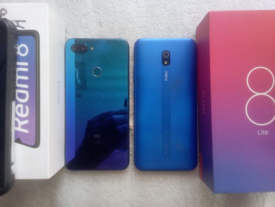 Мобильный телефоны рабочие .