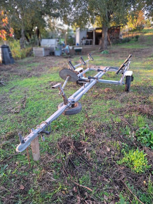 Atrelado para Barco Top Trailer 4 metros