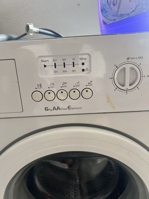 Maquina de lavar roupas 6 kl