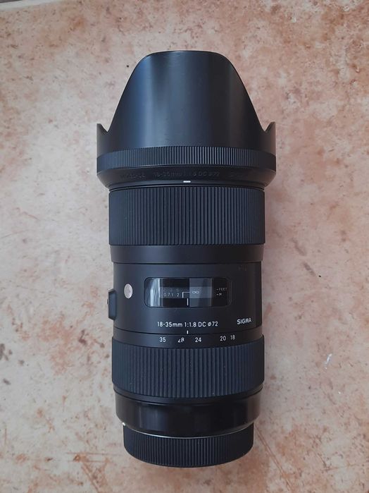 Kultowy obiektyw Sigma 18-35mm F1.8 DC HSM Canon EF-S