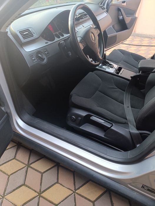 Пасат б6 універсал