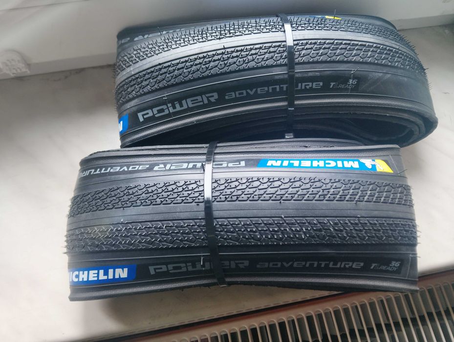 MICHELIN Power Adventure 700x36c idealny stan