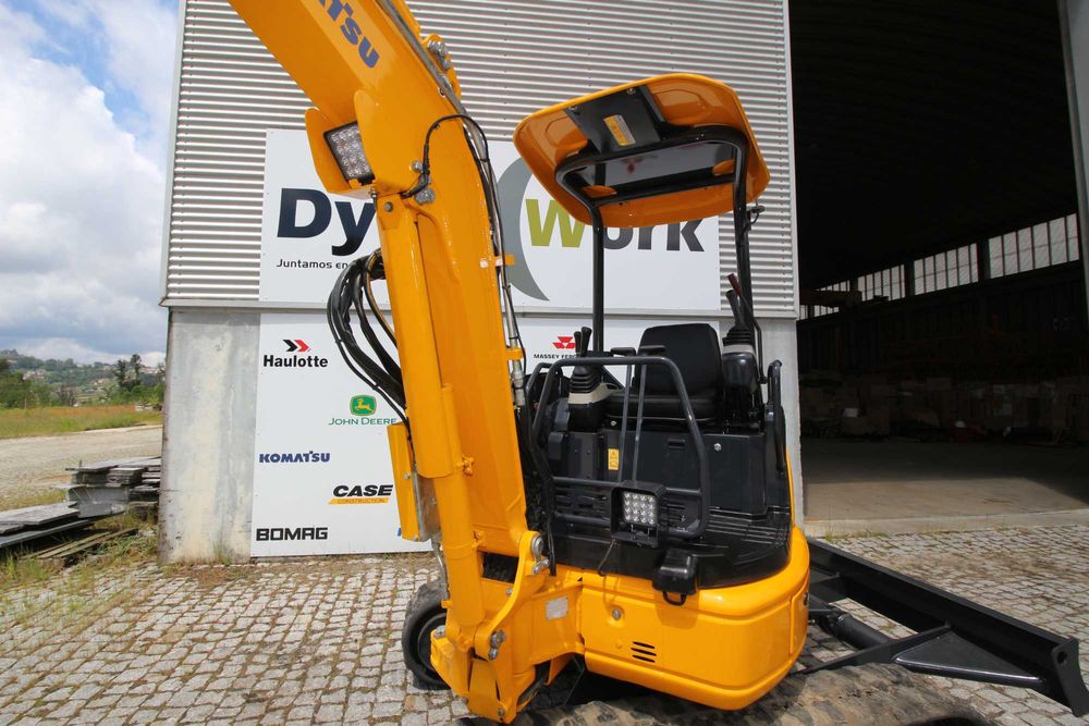 Mini Escavadora de rastos PC 26 Komatsu