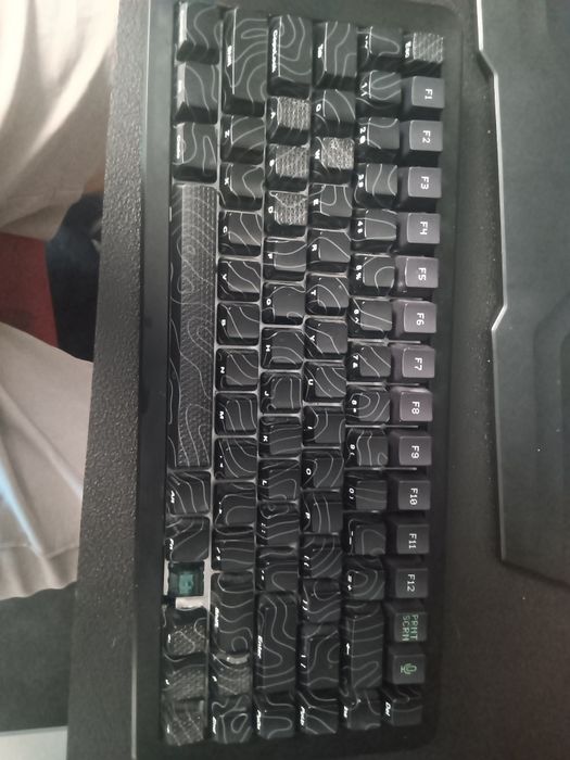 Klawiatura Oasis75 Na części.