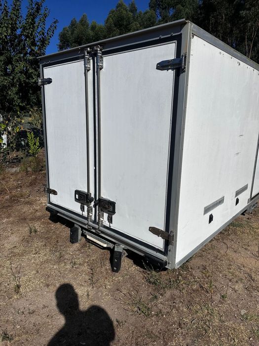 Contentor congelador e frigorifico