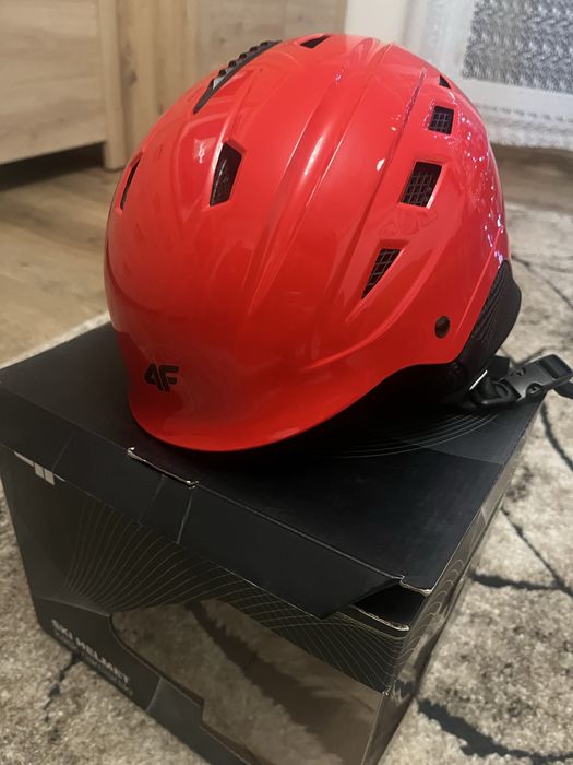Kask narciarski 4F Shield M 54-56 cm