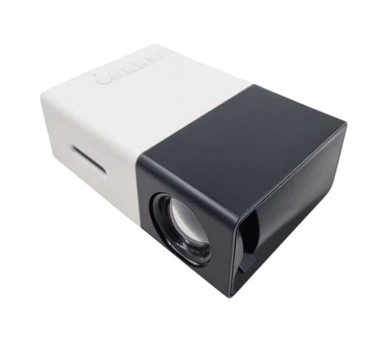 Miniprojektor led Denver – kino w twoim domu!