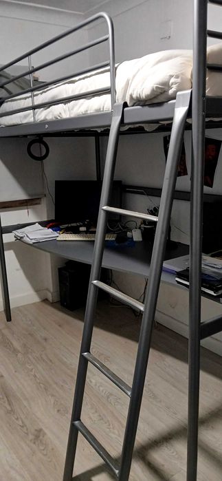 Vendo beliche com secretária