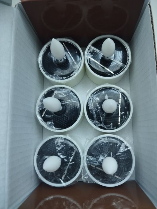 сонячна світлодіодна свічка-таблетка.