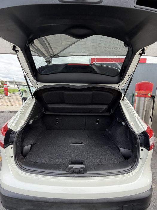 Nissan Qashqai 1.5 dCi Diesel 110 cv 2015 – Estado irrepreensível