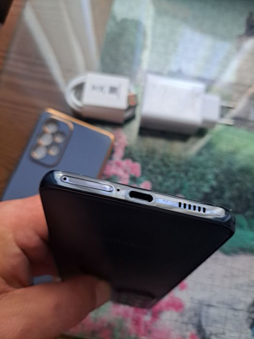 Продам ссмсунг а53 5g 6/128gb стан нового