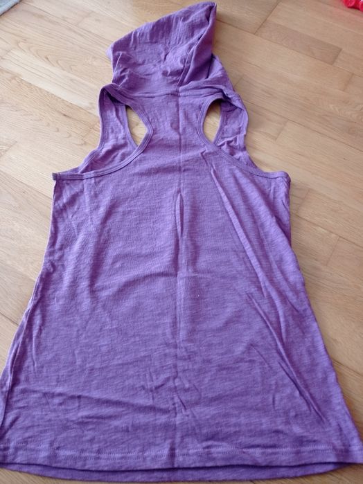 Camisola cavada com capuz - Nova
