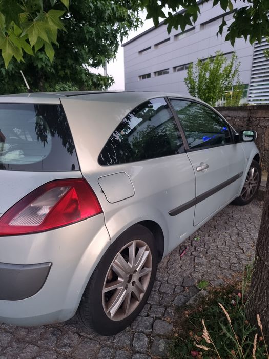 Carro.    barato