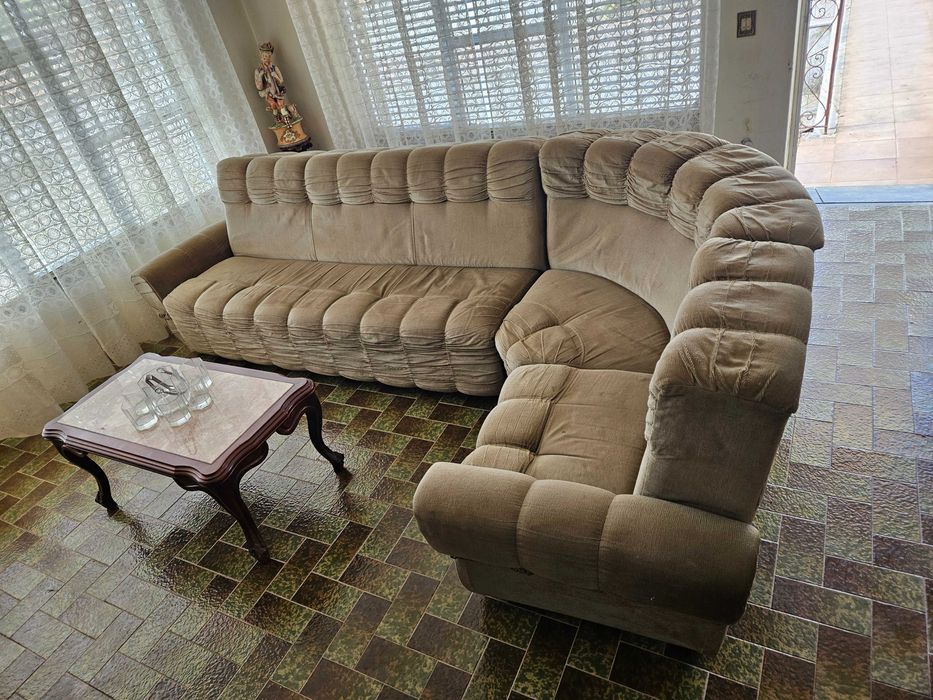 Mobília antiga de sala
