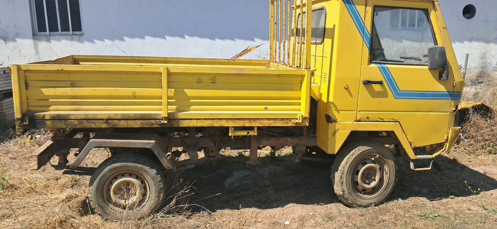 Tratocarro ou motoagricola 4x4 usada