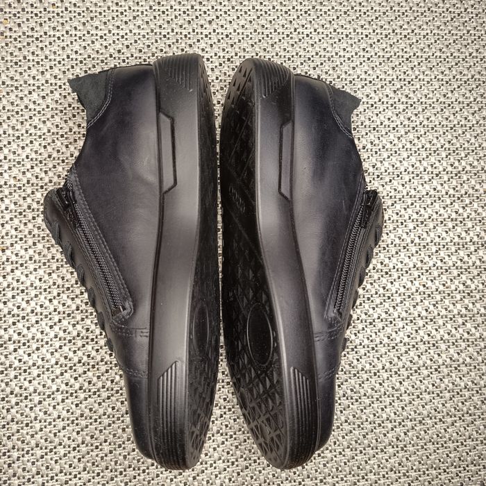 36,37,39,40. Стильні шкіряні кеди Ecco Street 1