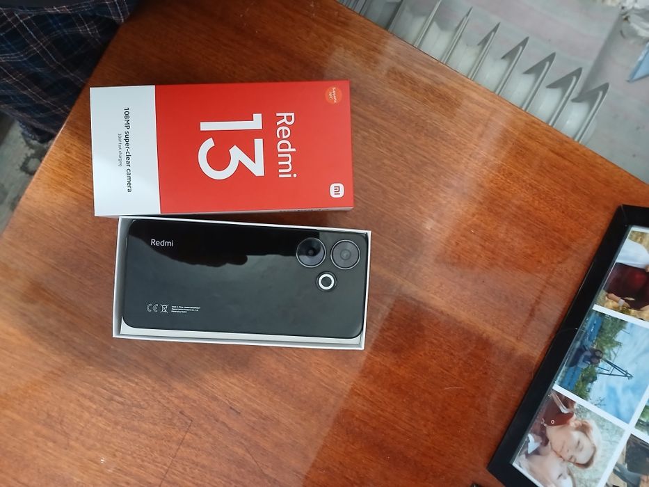 Продам телефон redmi 13